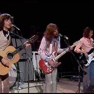 POP+ROCK+TALK BOX+VOCODER+LIVE: Peter Frampton - Show me the Way (Live Midnight Special US TV 1975)