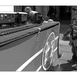 ..ob die ins zimmer pat?..