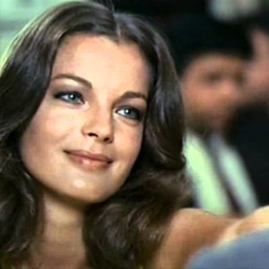 Romy Schneider & Michel Piccoli "La chanson d'Hélène" - YouTube