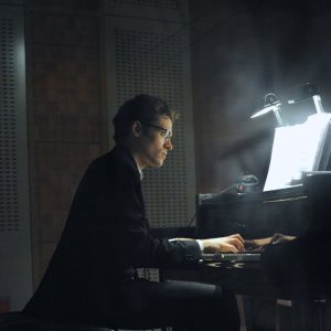 Arturo Cardelús - Tío Luis - YouTube