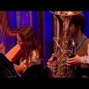 Unterbiberger Hofmusik 100 Jahre Naturfreunde mit Matthias Schriefl - YouTube