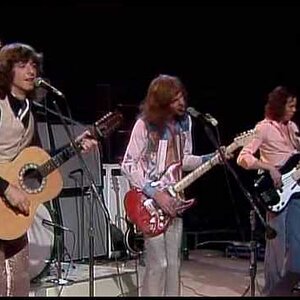 POP+ROCK+TALK BOX+VOCODER+LIVE: Peter Frampton - Show me the Way (Live Midnight Special US TV 1975)