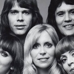 POP+FOLK+GIPSY+DANCE+COVER: Love Generation - Johnny and Louise (She didn't forget her Shoes) (DE 1974)