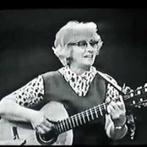 FOLK+FEMALE+PROTEST+SATIRE: Malvina Reynolds - No Hole in my Head (Rainbow Quest | US 1964)
