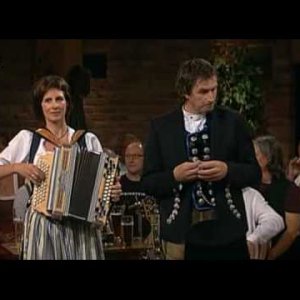 Hochzeitslader „Erdäpfekraut" - YouTube