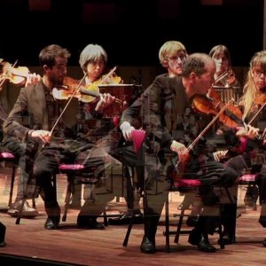 Brahms Serenade no. 1, menuetto - YouTube