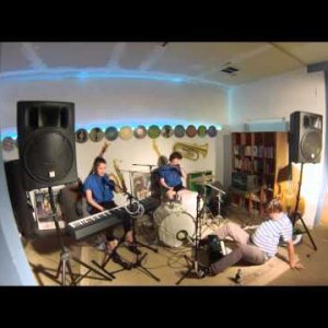 Schnipo Schranke Live im Musikpalast, Flensburg 19.09.2014 (full concert) - YouTube