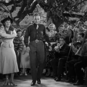 Bing Sings "I'm an Old Cowhand" - YouTube