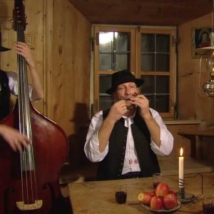 Stubaier Freitagsmusig: Wirtshausmarsch - YouTube