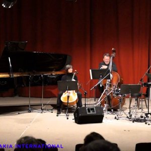 Concert Claude Manac’h et le groupe EnChanté - YouTube