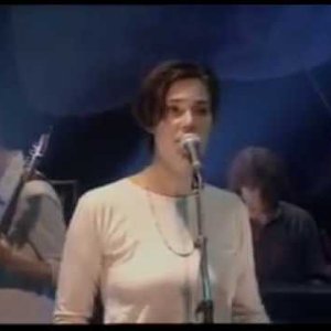 ART-POP+ELECTRONIC+AMBIENT+FEMALE: Stereolab - Cybele's Reverie (1996 Live on Jools Holland)