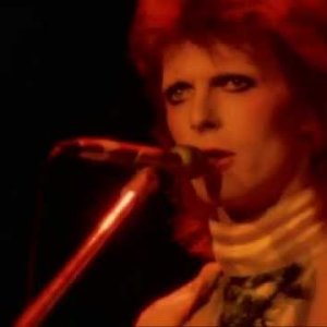 Nächste hylozoik POP+ROCK+GLAM+LIVE: David Bowie - Moonage Daydream (Hammersmith Odeon July 3rd 1973, UK)