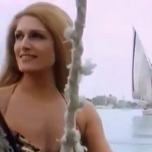 POP+FOLK+ARABIC+ÄGYPTEN+FEMALE: Dalida - Helwa ya baladi (Hommage to old Egypt) (FR 1979)