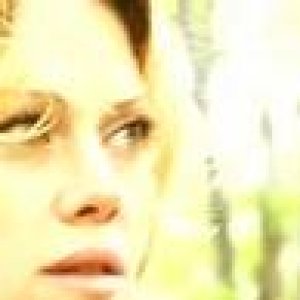 Dean Wareham & Britta Phillips: "Night Nurse" - YouTube