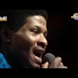 POP+REGGAE+COVER: Greyhound - Black and White (UK 1971)