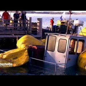 Untergang & (Ballon-Luftsack) Bergung der Fähre Kampenwand @Prien 29.4.10 CHIEMSEE - drehscheibe Deutschland
