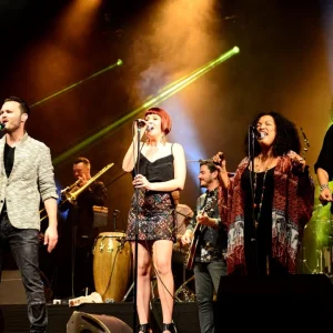 FEMALE+NEO SOUL+LIVE: The Clarisse Sisters & Incognito - Covers (LIVE MAURITIUS 2016)