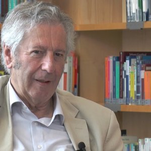 BUCH+LESEN+BIO: Leselounge: „Goofy muss man einfach mögen.“ Alfred Komarek im Gespräch mit Günter Kaindlstorfer (AT 2016)