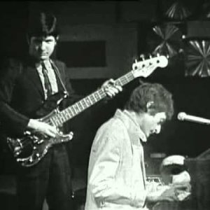 POP+SCHNULZE+CHANSON+LIVE: Michel Polnareff - Love me please love me (LIVE 1967)