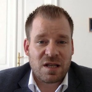 REALSATIRE: Rudi Fußi: Vom Politikberater zum Kabarettist (AT 04/2017)