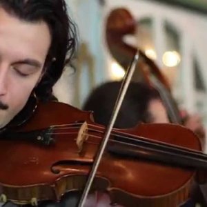 CHANSON+SWING+GIPSY+MANOUCHE: Avalon Jazz Band - Ah, dis! Ah, bonjour! (Charles Trenet) (FR 2014)