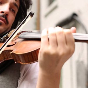 CHANSON+SWING+GIPSY+MANOUCHE: Avalon Jazz Band - Qu'est ce qu'on attend pour être heureux (Ray Ventura) (FR 2014)