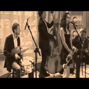 GIRLIE+JAZZ+SWING+VOCAL+FEMALE: Andrea Motis & Joan Chamorro Quartet - You're not the Kind (ES 2013)