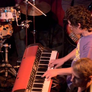 ZAPPA+PROG: Los Zappatontos - Pound For A Brown (AR 2013 LIVE)