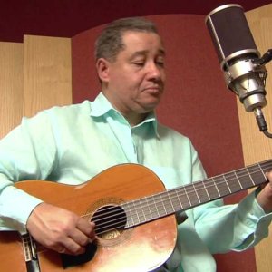 POP+FOLK+MELANCHOLIE+MORNA+CAPE VERDE: Teofilo Chantre - Alem Disso (FR/CV 2011)