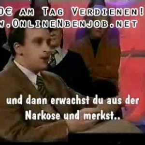 SKETCH+FAKE+TALK+SHOW+COMEDY: In De Gloria - Boemerang (Moderator mit Lachanfall - deutsche Untertitel) (BE 2001)