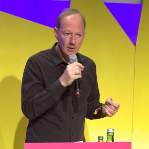 TITANIC+GESPRÄCH+VORTRAG: Martin Sonneborn - Bis hierhin und nicht weiter: Meinung, Kunst, Satire (TINCON Berlin 2017)