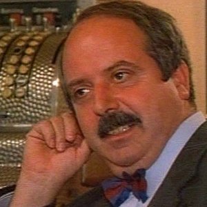 DOKU+WIEN+CHRONIK: Szenen aus einem Wiener Kaffeehaus - Der Herr Chef, der Herr Hans und andere Herrschaften (AT 1989)