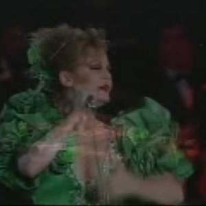 POP+FOLK+SPANIEN+FEMALE+DRAMA+KITSCH: Rocio Durcal - Me nace del Corazon (ES 2005)