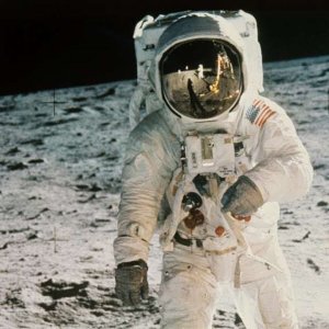 DOKU+FAKE+HISTORY: Mondlandung: Die Geburtsstunde der Fake News? (ARTE 2019)