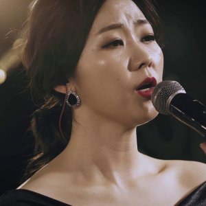 BALLADE+JAZZ+SWING+BOP+LIVE+FEMALE: Golden Swing Band - Love is a necessary Evil (KR 2017)