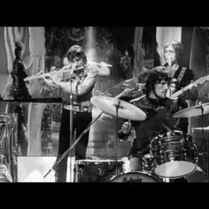 POP+PSYCHEDELIC+BEAT: Traffic - Hole in my Shoe (UK 1967)