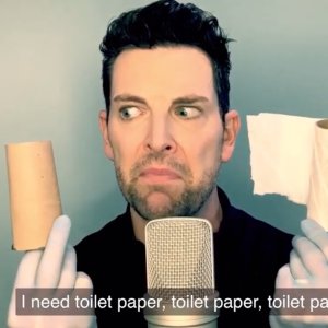 CORONA+SONG+SATIRE: Chris Mann - My Corona (US 2020)