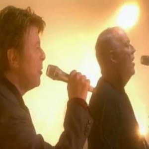 POP+PSYCH+OLDIE+SATIRE+LIVE: Pink Floyd & David Bowie - Arnold Layne (Live UK 2006)