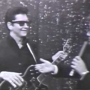 POP+ROCK'N'ROLL+COUNTRY+LIVE: Roy Orbison - Oh, Pretty Woman (American Bandstand US TV 1966)